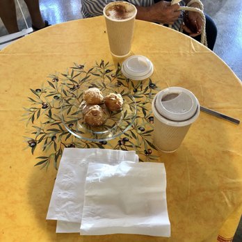 Les Pascals - Bakeries Near Me - Glen Ellen, California