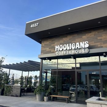 Hooligan’s Coffeehouse - Outside - Coffee & Tea Near Me - Mesa, Arizona