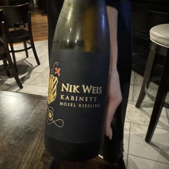 B Matthews Eatery - A great pairing recommendation from our server of a nice dry Riesling. - New American Near Me - Savannah, Georgia B Matthews Eatery - A great pairing recommendation from our server of a nice dry Riesling. - New American Near Me - Savannah, Georgia