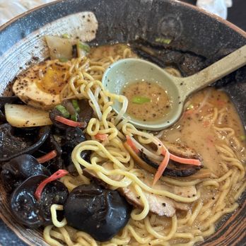 Token Ramen - P5. Black Garlic Ramen - Ramen Near Me - Winter Garden, Florida