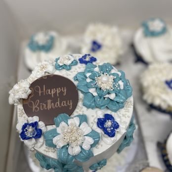 Adventure Cakes - Bento Box Birthday! - Desserts Near Me Adventure Cakes - Bento Box Birthday! - Desserts Near Me