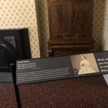 The Petersen House - Parlor - Museums Near Me - Washington, DC, District of Columbia