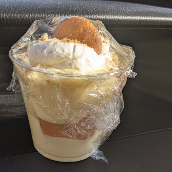 Paulie's Pig Out - Banana pudding - Barbeque Near Me - Afton, Virginia