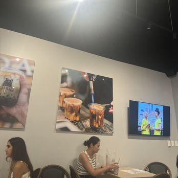 Daboba - Indoors - Bubble Tea Near Me - Miami, Florida