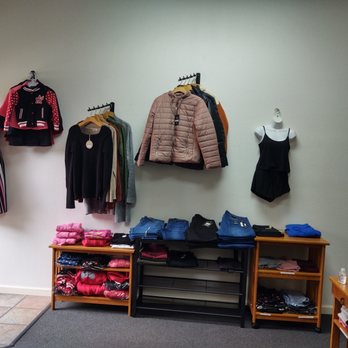 Si'spe'l Boutique - Jackets and pants - Accessories Near Me - Merced, California Si'spe'l Boutique - Jackets and pants - Accessories Near Me - Merced, California