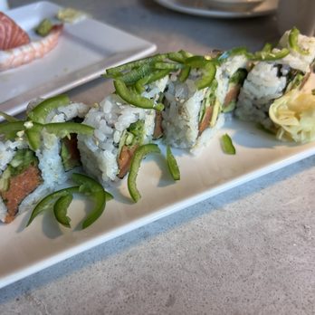 Momiji - Spicy tuna roll with fresh jalepeno - Japanese Near Me - Redmond, Washington Momiji - Spicy tuna roll with fresh jalepeno - Japanese Near Me - Redmond, Washington
