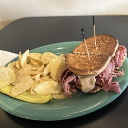 Niko's Sandwich Board - Reuben