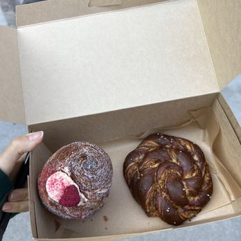 Bad Butter - Cruffin - Bakeries Near Me - Chicago, Illinois Bad Butter - Cruffin - Bakeries Near Me - Chicago, Illinois