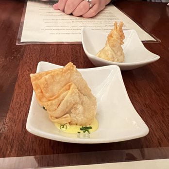 La Canela - Complimentary ceviche wontons - Peruvian Near Me - Rockville, Maryland La Canela - Complimentary ceviche wontons - Peruvian Near Me - Rockville, Maryland