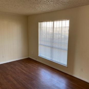 Glow Cleaning - Making wooden floors shines once more - Home Cleaning Near Me Glow Cleaning - Making wooden floors shines once more - Home Cleaning Near Me
