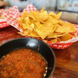Outlaw’s Roost - Chips and salsa
