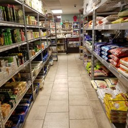 Best India - Another aisle. For Asians, this one is important because the rice is here. For the beauty junkies, this aisle is for you too.