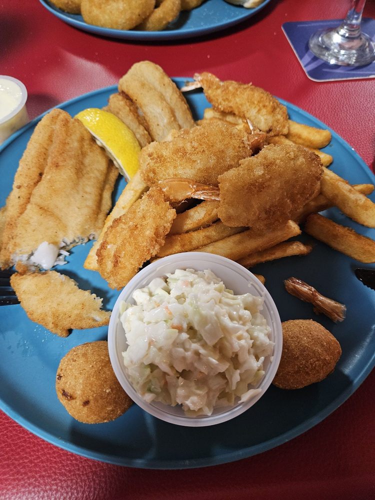 Al's Restaurant Image