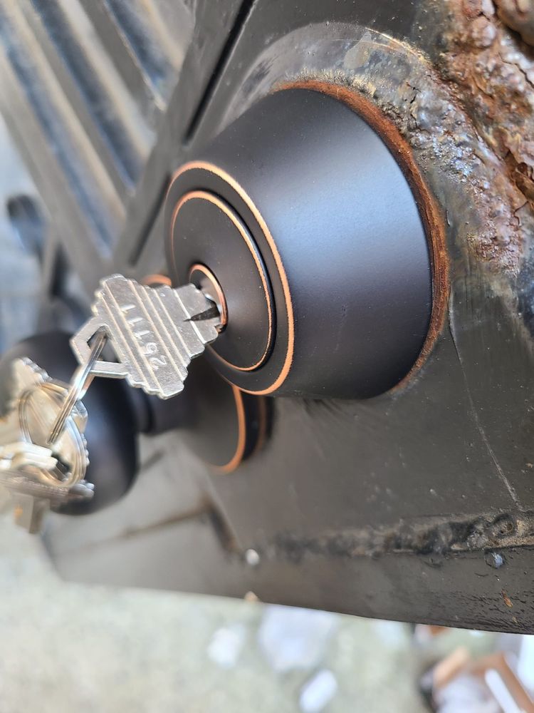 KEYHUB LOCKSMITH Updated June 2024 30 Photos 9111 Cross Park Dr