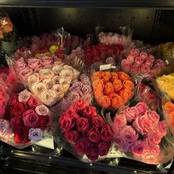Sendik’s Food Market - Flowers