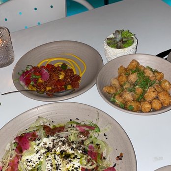 Chi Chi Restaurant - Apps - Breakfast & Brunch Near Me - Palm Springs, California Chi Chi Restaurant - Apps - Breakfast & Brunch Near Me - Palm Springs, California