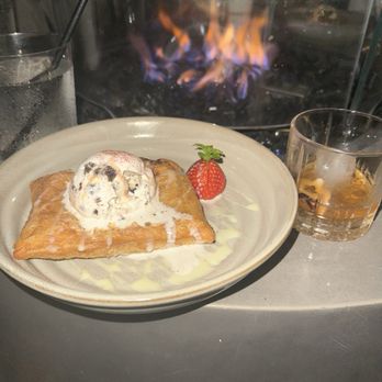 Ox & Ocean - Strawberry pie - Breakfast & Brunch Near Me - Oxnard, California Ox & Ocean - Strawberry pie - Breakfast & Brunch Near Me - Oxnard, California