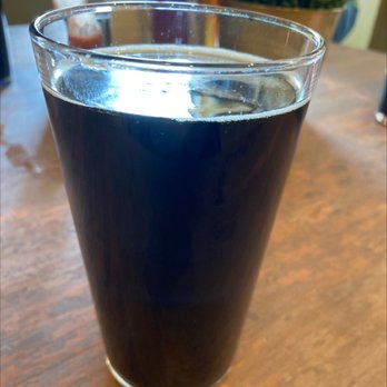 St. Andrews Brewing Co. - St. Andrews stout - Breweries Near Me - Fife, FIF