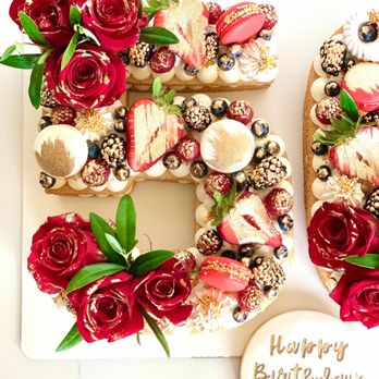 CocoaBerry Cake Co - Bakeries Near Me