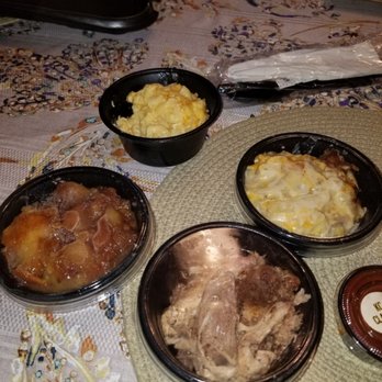 Mission BBQ - Mac, cheesy potatoes, caramel apple cobbler & pulled pork - ALL delicious! - Barbeque Near Me - Mason, Ohio