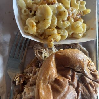 Martin's Bar-B-Que Joint - Pulled Chicken & Mac - Barbeque Near Me - Charleston, South Carolina Martin's Bar-B-Que Joint - Pulled Chicken & Mac - Barbeque Near Me - Charleston, South Carolina