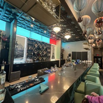 La Parisienne French Bistro - Bar - French Near Me - Dallas, Texas