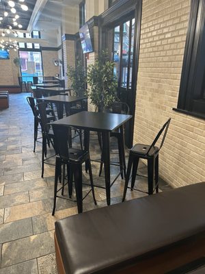 Eat-N-Out Pizza by null