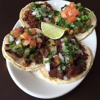 Del Toro - Mmmm delicious carne Asada tacos - Burgers Near Me - Chicago, Illinois Del Toro - Mmmm delicious carne Asada tacos - Burgers Near Me - Chicago, Illinois