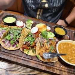 1810 Tacos y Tequila - Tacos