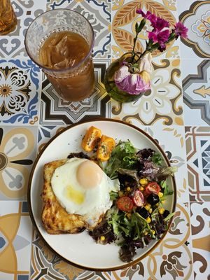 Sofi Corner Cafe by null