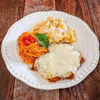 American Way Pasta - Chicken Parm (Pomodoro spaghetti or Alfredo Fettucine) - Wine Bars Near Me - Phoenix, Arizona American Way Pasta - Chicken Parm (Pomodoro spaghetti or Alfredo Fettucine) - Wine Bars Near Me - Phoenix, Arizona