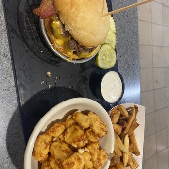 Stone Arch - cheeseburger, cheese curds and fries - American Near Me - St Paul, Minnesota