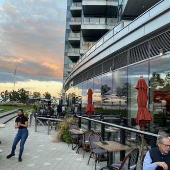 LoLa 42 - Sushi Bars Near Me - Boston, Massachusetts
