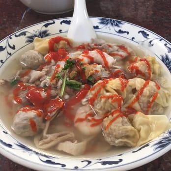 TK Noodle - #9 with sriracha - Vietnamese Near Me - Gilroy, California TK Noodle - #9 with sriracha - Vietnamese Near Me - Gilroy, California