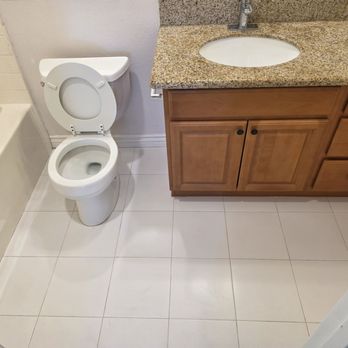 JLK Cleaning - Bathroom - Home Cleaning Near Me JLK Cleaning - Bathroom - Home Cleaning Near Me