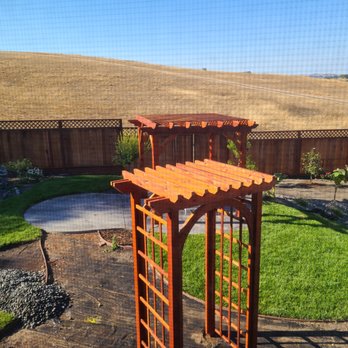 Manny's Fence Services - Fences & Gates Near Me - San Leandro, California