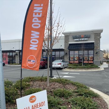 Wing It On - Chicken Wings Near Me - Fuquay Varina, North Carolina