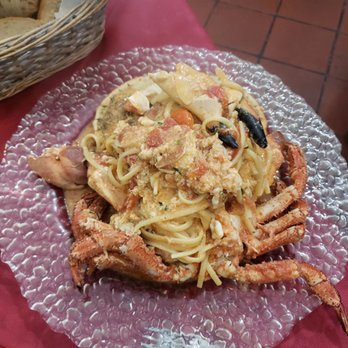 Pastamore & Chiatamone - Linguine con Crostacei - Napoletana Near Me - Naples, NA Pastamore & Chiatamone - Linguine con Crostacei - Napoletana Near Me - Naples, NA
