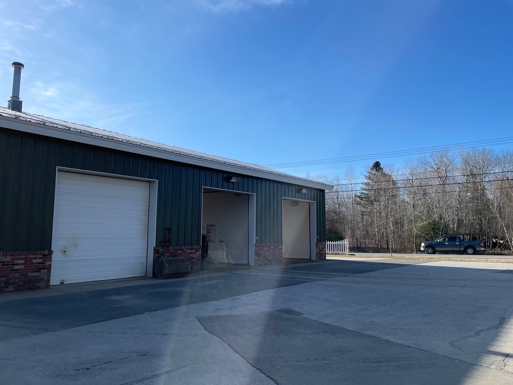 HERMON WASH & SHINE Updated July 2024 2061 US2, Hermon, Maine