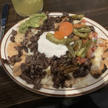 El Tarasco Restaurant - Nachos Con Todo - Mexican Near Me - Hanford, California