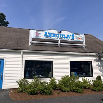 Annoulas Taverna - Outside - Breakfast & Brunch Near Me - Woodbury, Connecticut