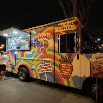Happy Ice - Downtown Disney Truck. - Food Trucks Near Me - Los Angeles, California