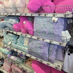 Five Below