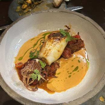 Frenchie Bar à Vins - Stuffed Squid - Wine Bars Near Me - Paris, 75 Frenchie Bar à Vins - Stuffed Squid - Wine Bars Near Me - Paris, 75