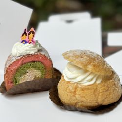 Kulu Kulu - Sakura Matcha Roll cake and Double Cream Puff