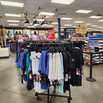 SKECHERS Warehouse Outlet - Apparel - Shoe Stores Near Me - Moreno Valley, California SKECHERS Warehouse Outlet - Apparel - Shoe Stores Near Me - Moreno Valley, California