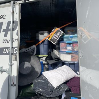 Honolulu Movers - Ok, some shifting occurred during transit but it all survived unscathed! - Movers Near Me Honolulu Movers - Ok, some shifting occurred during transit but it all survived unscathed! - Movers Near Me
