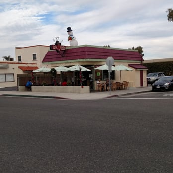 My Galley - Cool little place.  Friendly people.  There's about eight tables outside and three inside - Breakfast & Brunch Near Me - Newport Beach, California