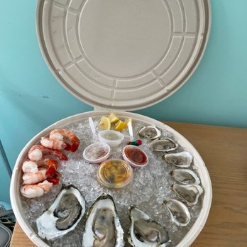 Swell Oyster Shack - Seafood Markets Near Me - Hampton, New Hampshire