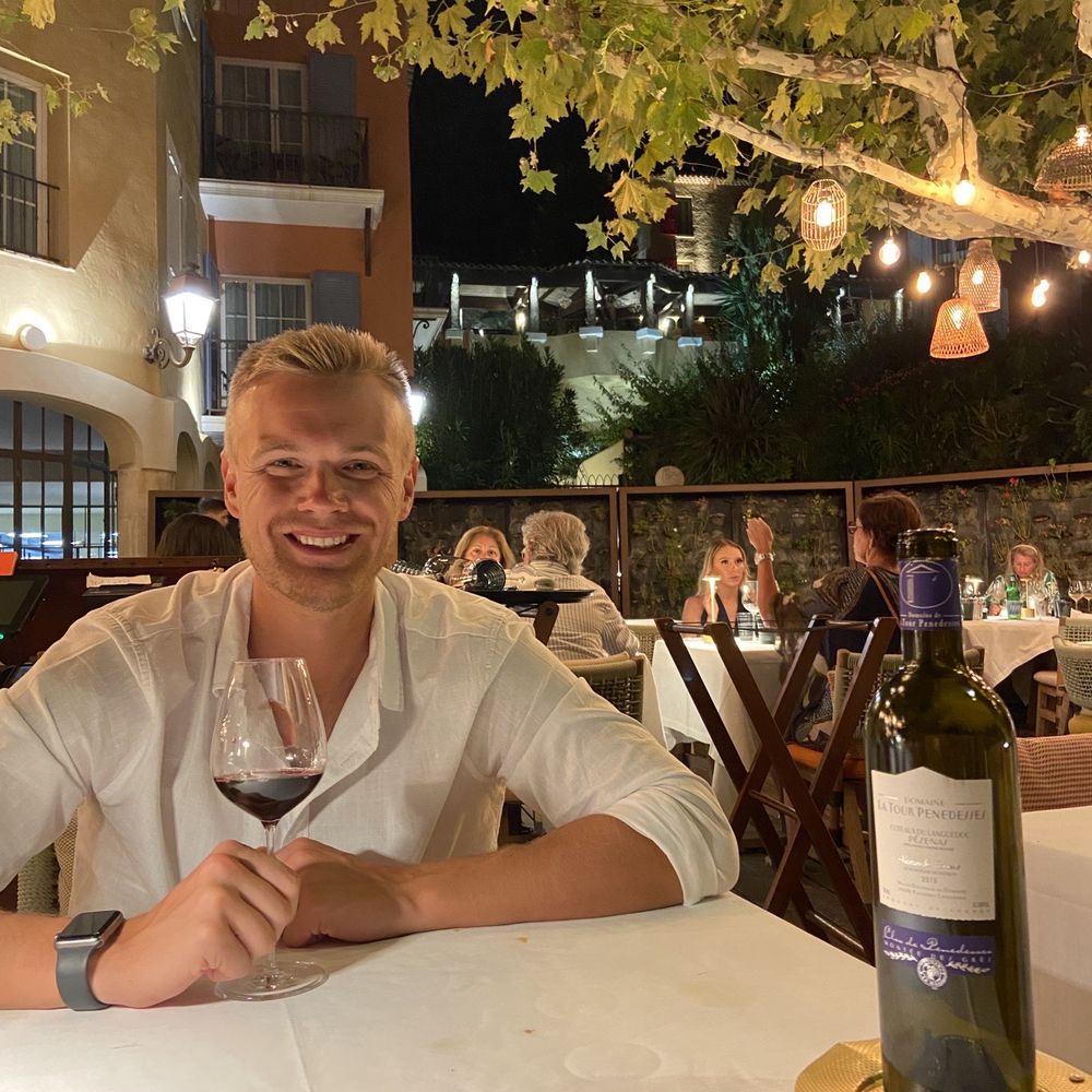 Hôtel Byblos - Wine - Hotels Near Me - Saint-Tropez, 83